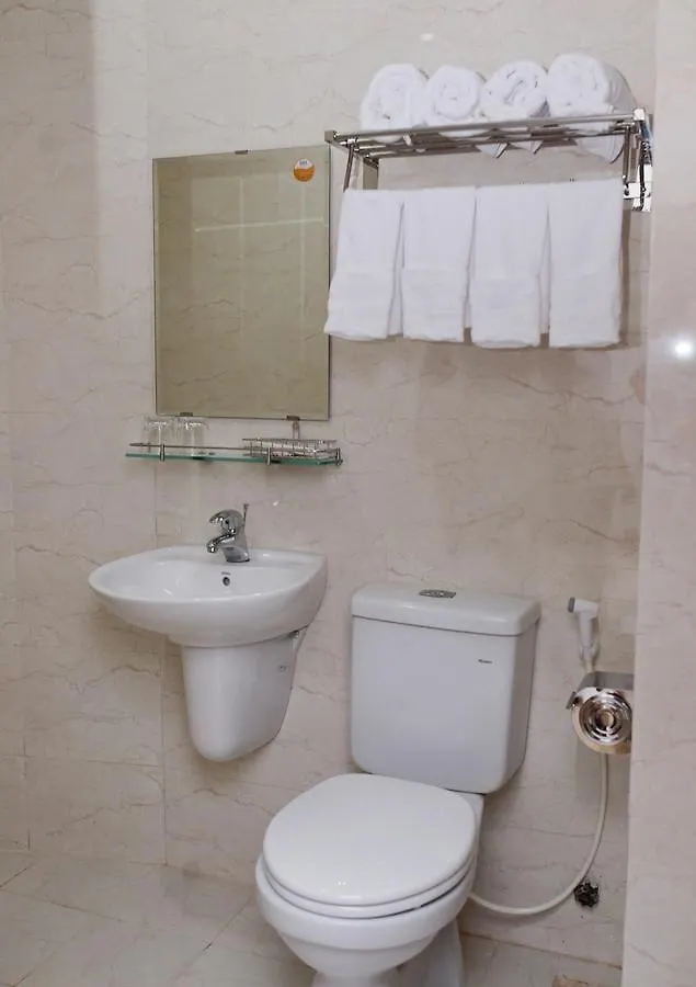 H Hotel Quoc Khanh Da Nang 2*,  Vietnam